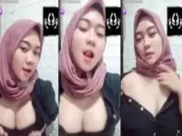 VCS Sherly Jilbab Hitam Melet Sange Pamer Susu